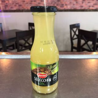 Zumo Piña (16 Oz.)