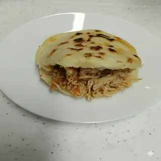 Arepa de pollo (1 ud.)