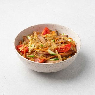 З яловичиною та халапеньйо Wok фунчоза
