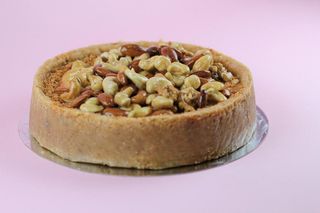 Чізкейк Горіховий з карамеллю цілий