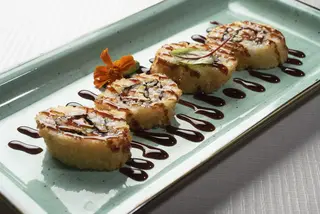 URAMAKI FRITO ( 4 PZS.)
