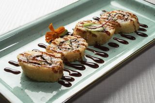 URAMAKI FRITO ( 4 PZS.)