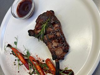 Каре оленини (200g)