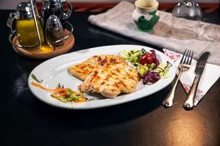Piept de pui la gratar