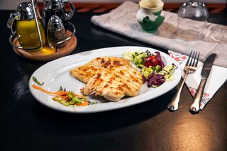 Piept de pui la gratar