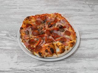Pizza Especial Pepperoni