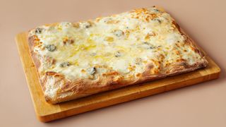 Formaggiosa teglia 30x40 per 3 persone circa