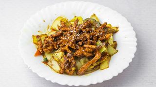 19. Listići piletine sa karijem