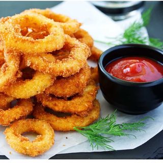Aros de cebolla rebozado
