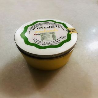 Tarrina de helado revuelta