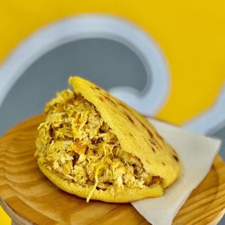 Arepa De Pollo