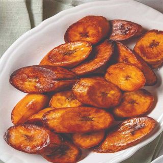 Plantain and peppered sauce
