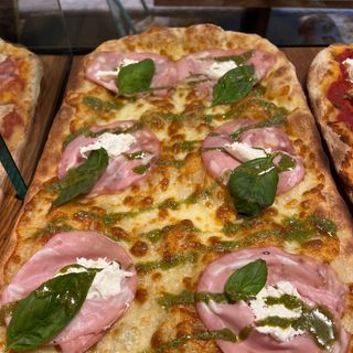 Pizza Pistacchio (80 Cm.)