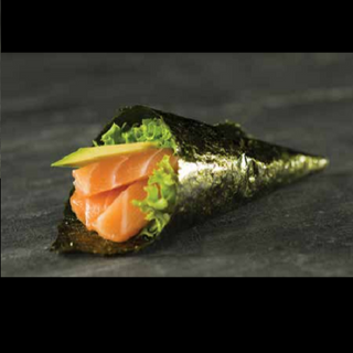 110 Temaki salmon