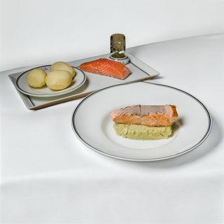 ორაგულის ფილე არომატული პიურეთი