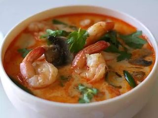Zuppa allo Tom Yum
