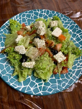 Салат Греко (250г)