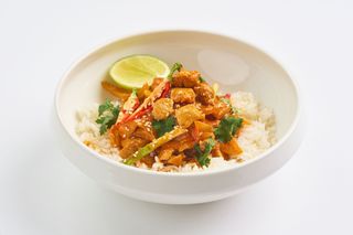 Курица Том Кха с рисом (360г)