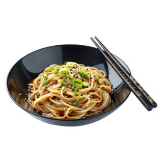 Tallarines Con Salsa Cacahuete