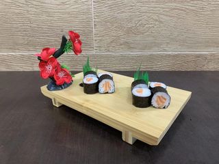 A18 Maki de salmão (8 peças)