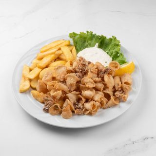 Lignje frigirane + pomfrit + Coca-Cola