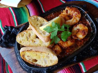 15. Gambas a la Diabla 8 szt