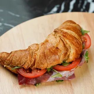 Šunka kroasan