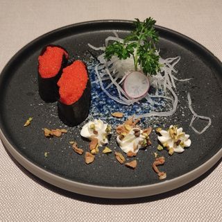 GUNKAN TOBIKO