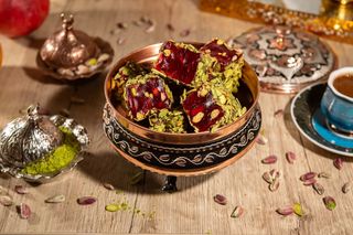 Lokum cu rodie şi trandafir