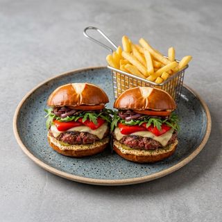 Mchana Burger craze