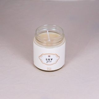 Lilly Flower Candle