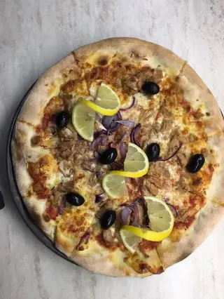 Pizza Ton con Cipolla
