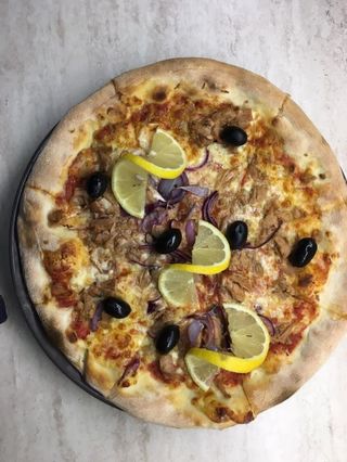 Pizza Ton con Cipolla