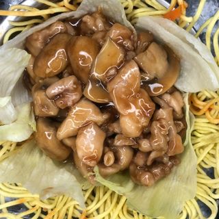 Pollo con champiñones