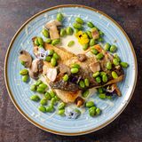 Ципура на плоча с горски гъби и едамаме (350г)