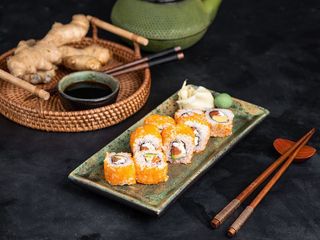 Каліфорнія з лососем (8 шт) (250g)