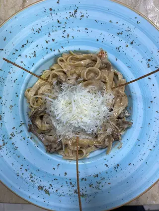 Tagliatelle sa junetinom 400 gr