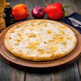 Пица 4 сирена