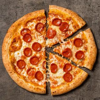 Pizza Mediana (30 Cm.)