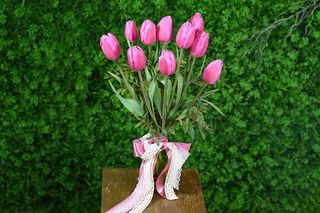 Buchet 11 lalele roz