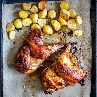 Kurczak z rożna cały 1szt, ziemniaki, surówka ,zupa