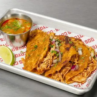 QUESATACOS DE BIRRIA DE POLLO (DC)