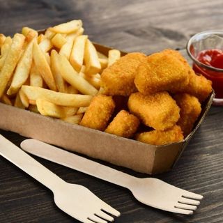 Nuggetsy 5szt z frytkami 