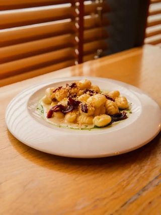Gnocchi w sosie śmietanowo-serowym
