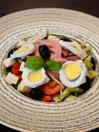 Salată bulgărească