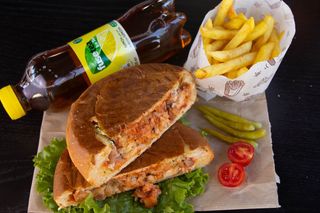 Чиз Донер,фри,томатный соус,напиток 0,5 л