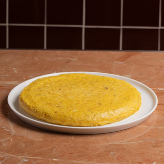 Tortilla Sin Cebolla mediana.