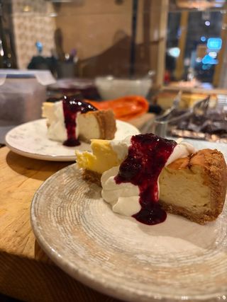 Cheesecake con confettura di fragola