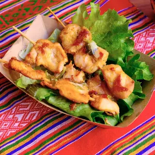 Spiedino gà nướng - pollo speciale alla griglia
