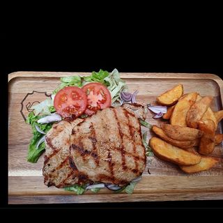 Grill menu  cotlet porc